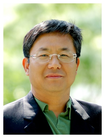 Researcher Huh, Moo Ryong photo
