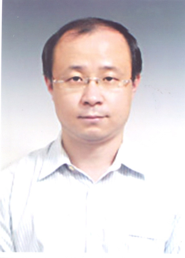 Researcher Lee, Kang Young photo