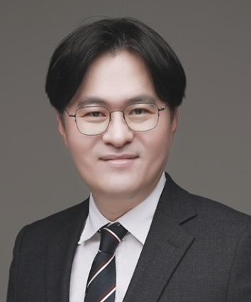 Researcher Shin, Eui Cheol photo