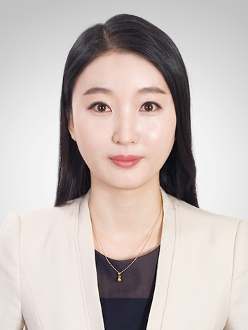 Researcher Kim, Sae Ro Na photo