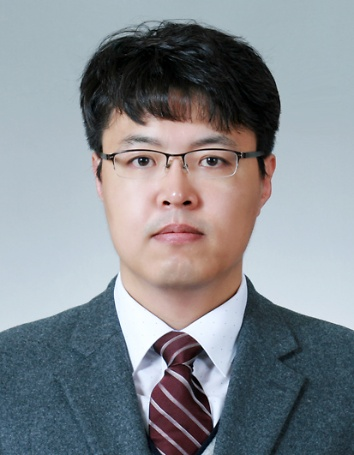 Researcher Kang, Choong Hyun photo