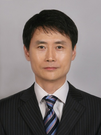Researcher Hong, Young Il photo